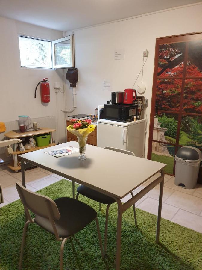 Workers Heaven Monteur - Arbeiter Zimmer Lörrach Esterno foto